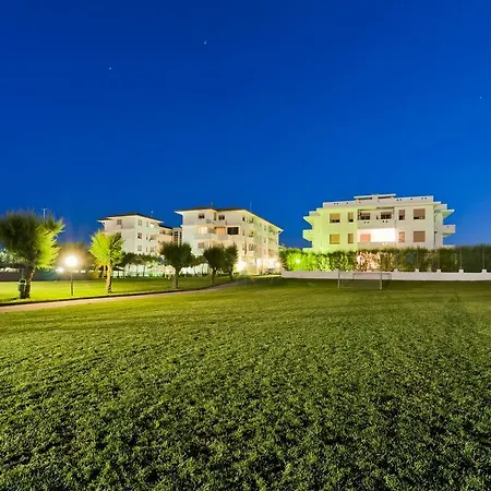 新星滨海公寓 假日公园 索托马里纳